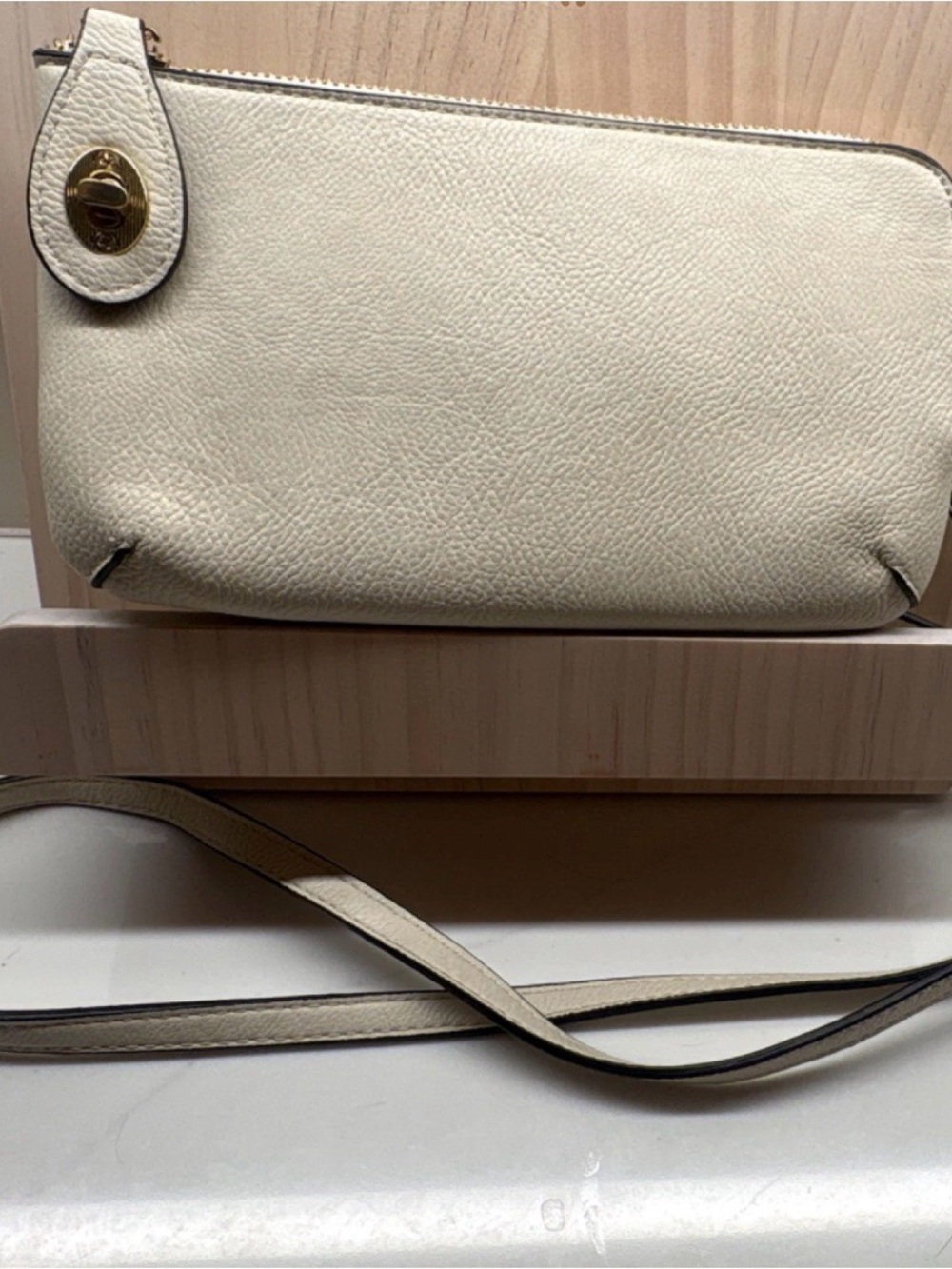 Jen & Co Ivory Pebbled Crossbody